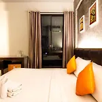 B2 Thippanate Boutique & Budget Hotel